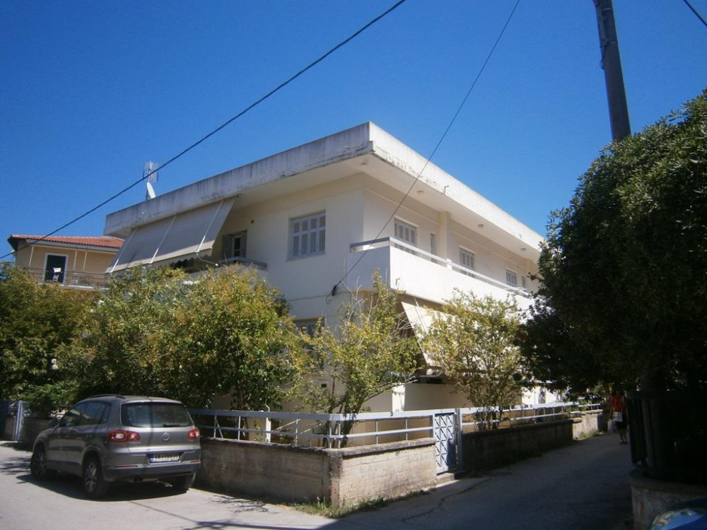 Lefkas_Town Apartment_01.jpg